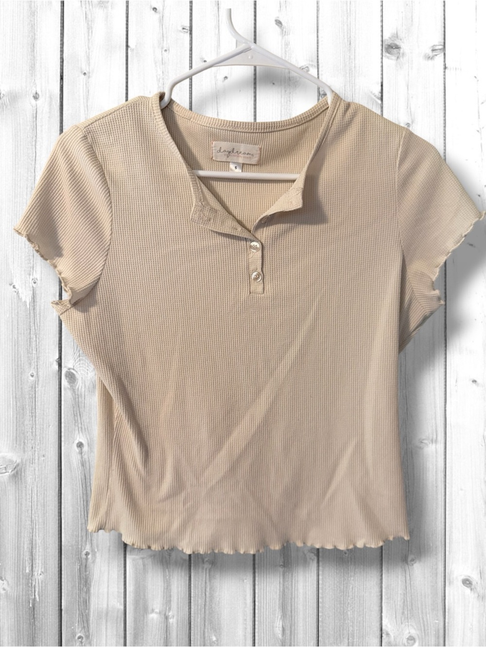 🌼Daydream by Berkshire Beige Ribbed Henley Crop Top - Short Sleeve